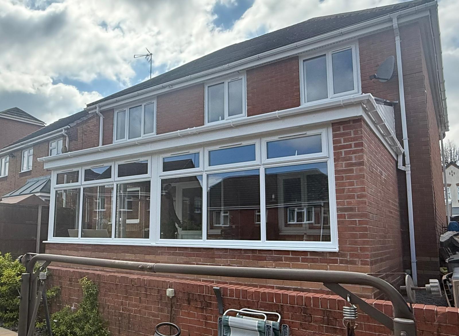 White conservatory, rear