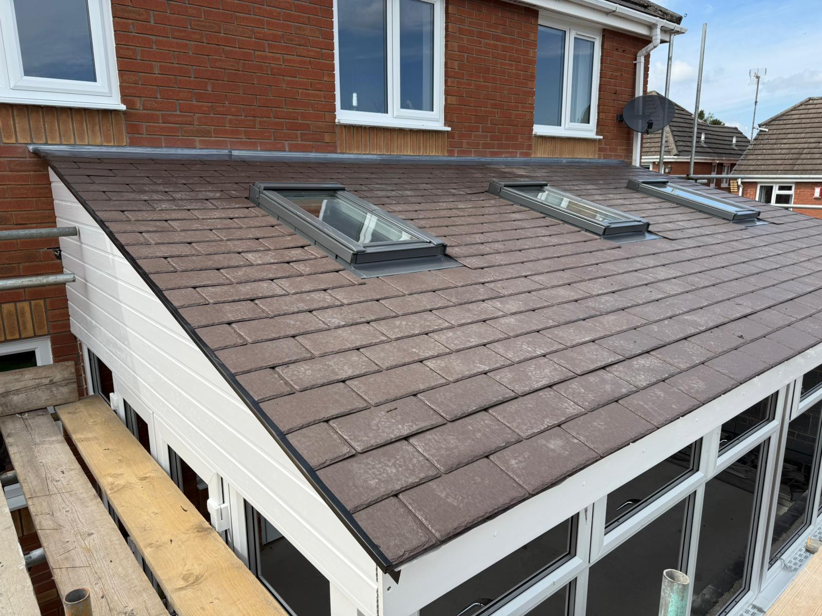 Warm roof, side elevation