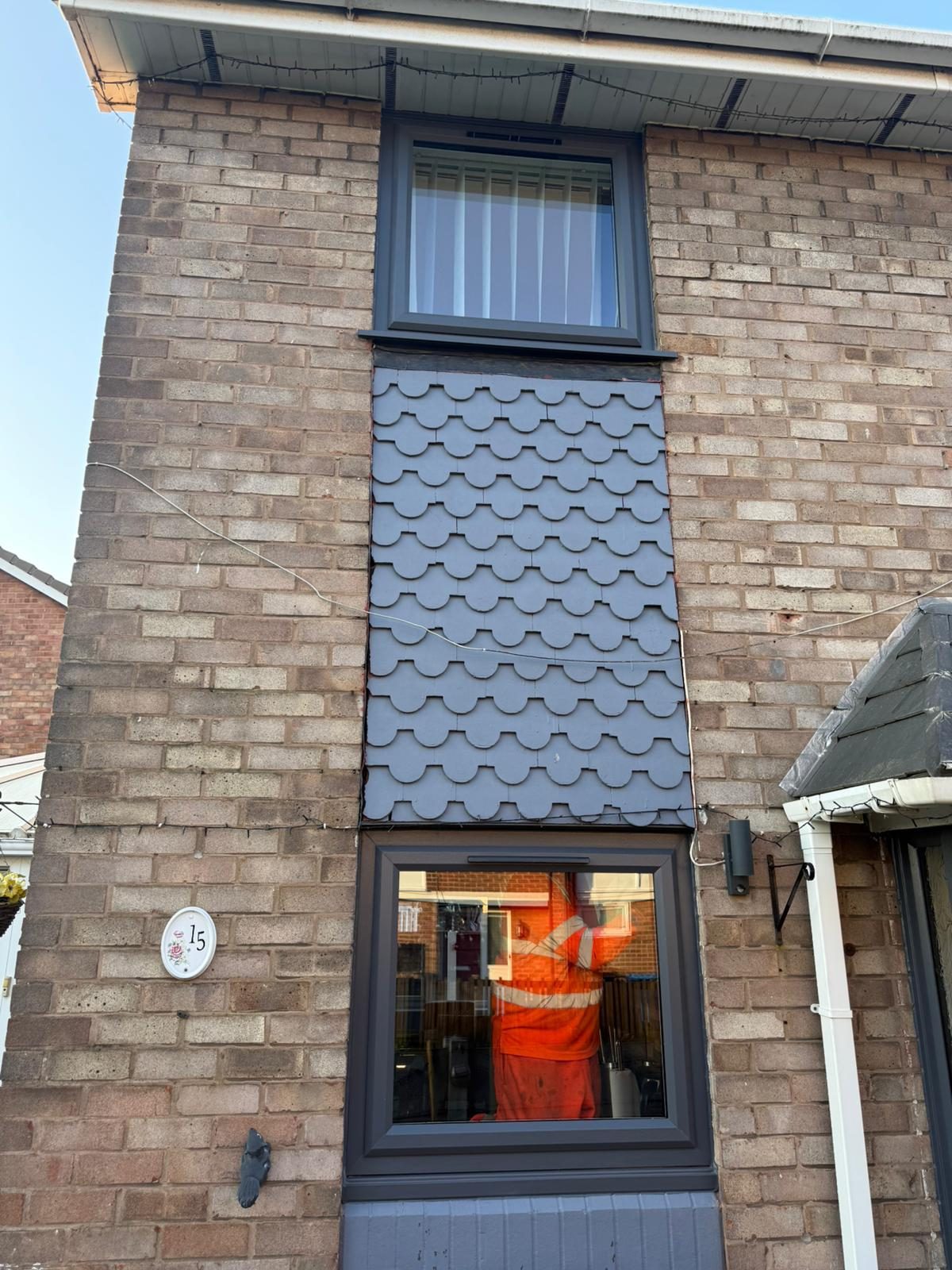Anthracite on tiled sill