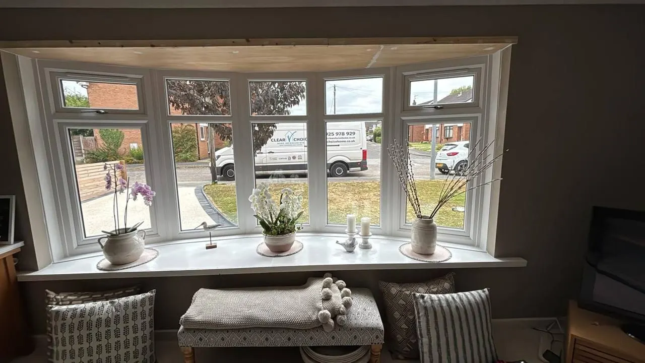 Bow window, dressed