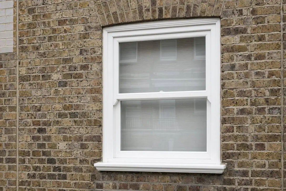 Sliding sash